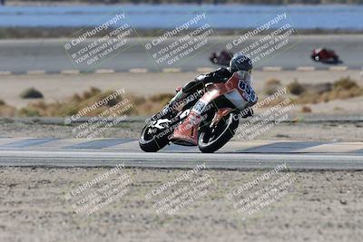 media/Nov-16-2025-Race Pace (Sun) [[8c5fa54630]]/Verified Riders/3-Turn 14 (1045am)/